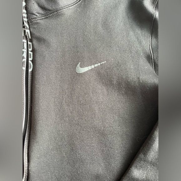 Nike Pro warm thermal half zip black size Small - Picture 3 of 5